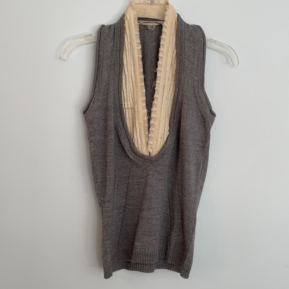 Blue Deep sleeveless knit top